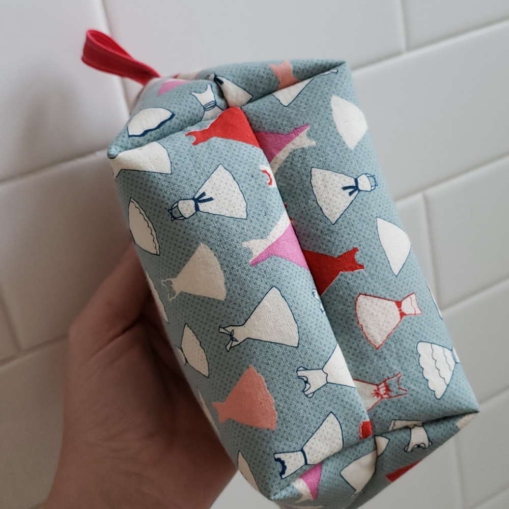 🪡👗 Handmade Cotton Pouch! - Picture 9 of 9